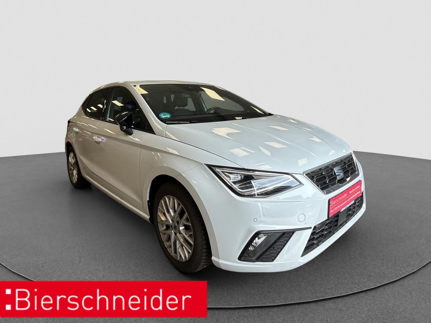 Seat Ibiza 1.5 TSI FR ab 170,- Anz.990,- NAVI KAMERA imagem 3