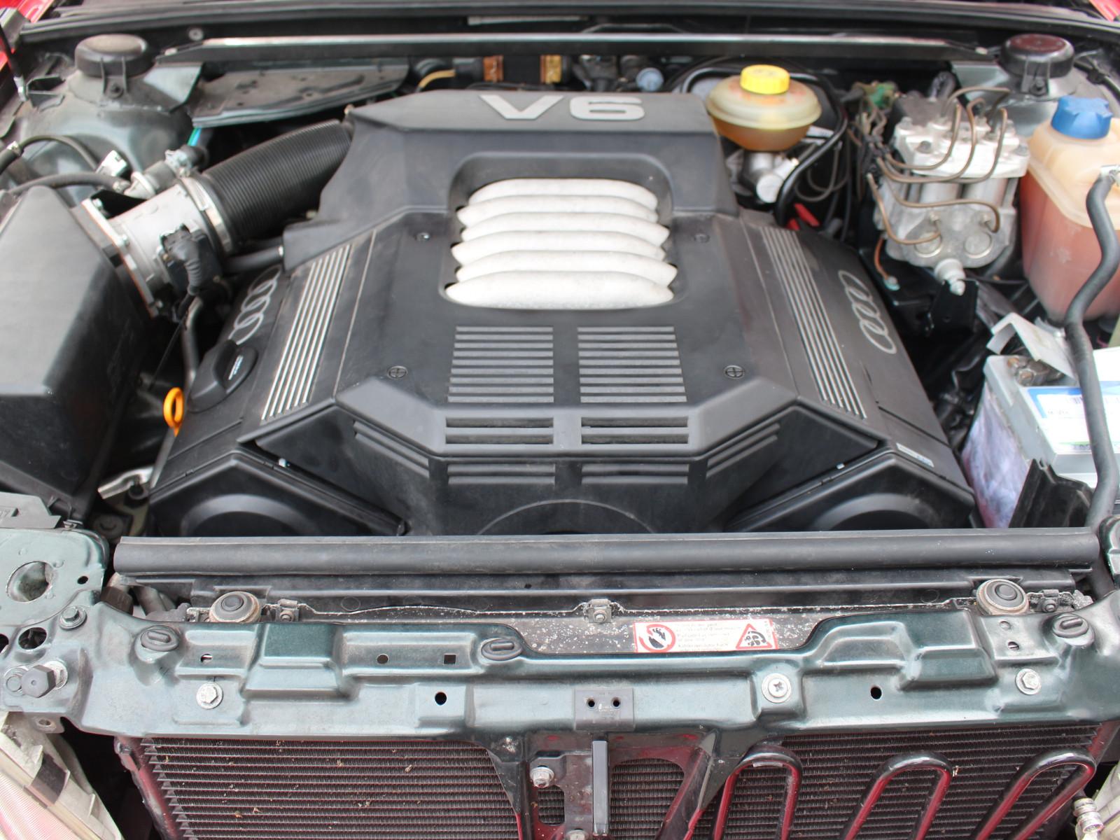 Audi 80 2.8 V6 AT Cabrio CarPlay Kamera el.Verd.Klima