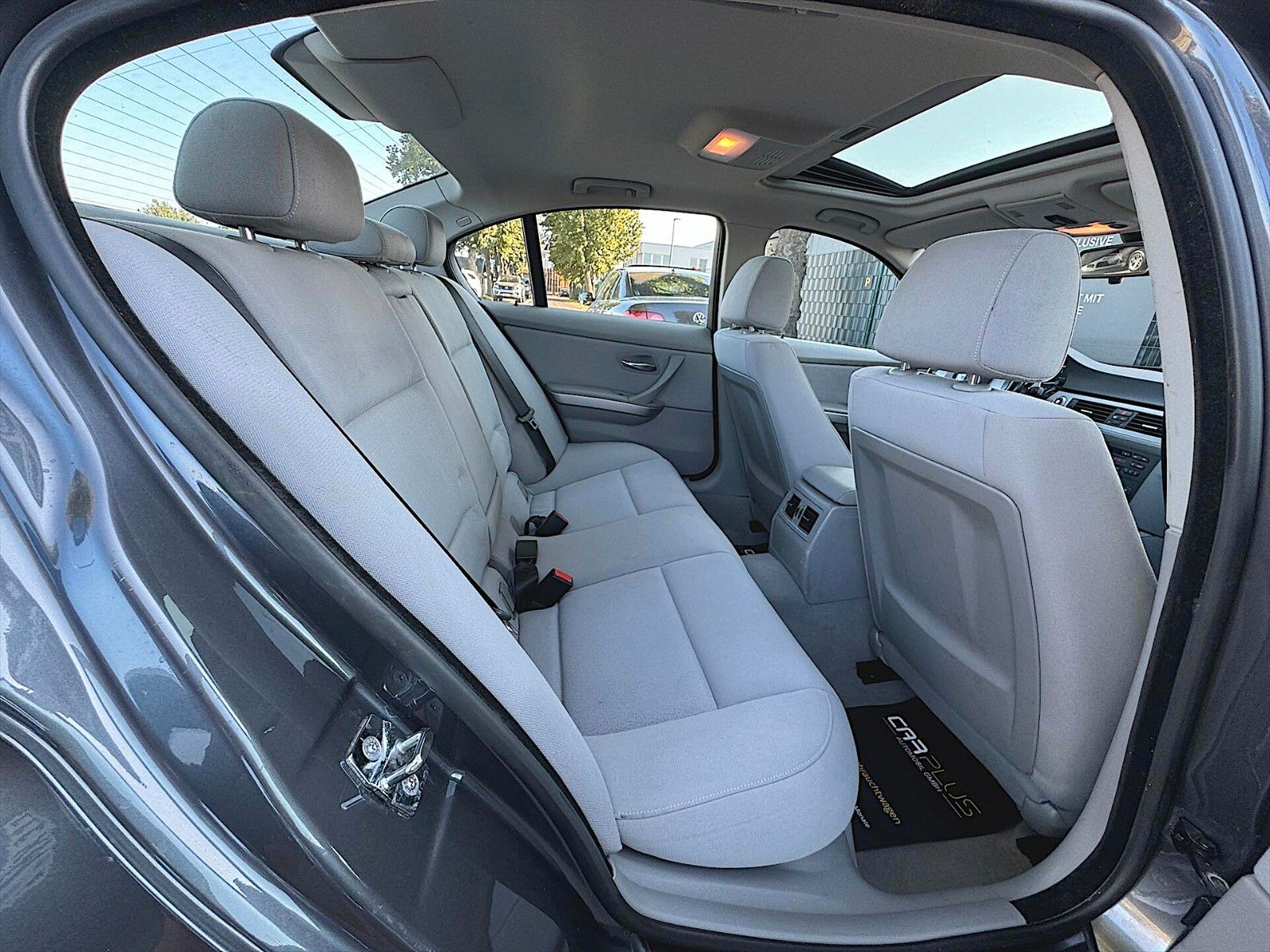 Fahrzeugabbildung BMW 320i Lim. Sport *TÜV NEU*MOTOR Neu*Top Zustand*