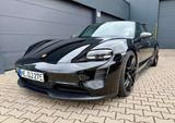 Porsche Taycan GTS, 22 Zoll Felgen, Porsche Garantie - Porsche Taycan in Solingen
