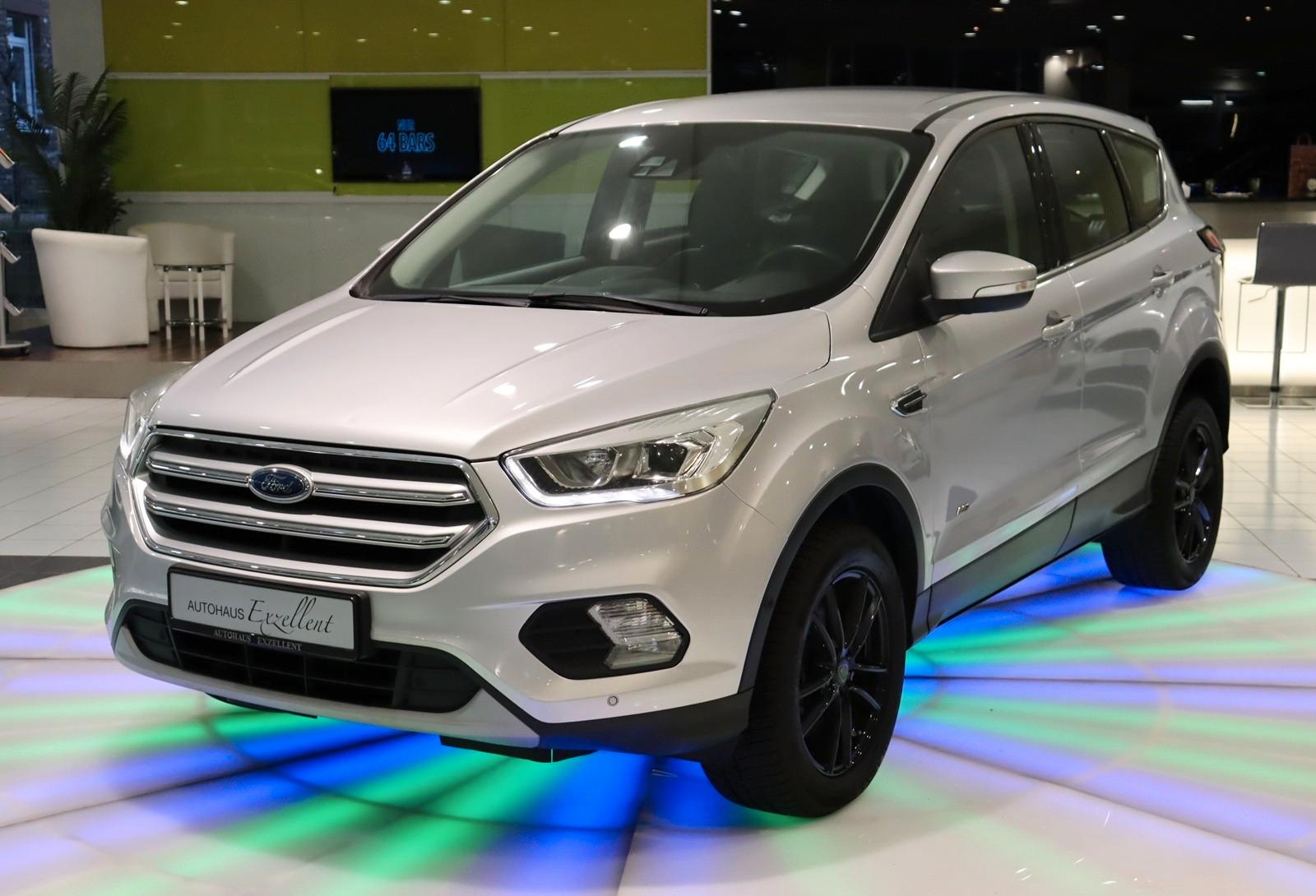 Ford Kuga Titanium*ALU*PDC*SHZ*LEDER*NAVI*LED*LHZ*MFL