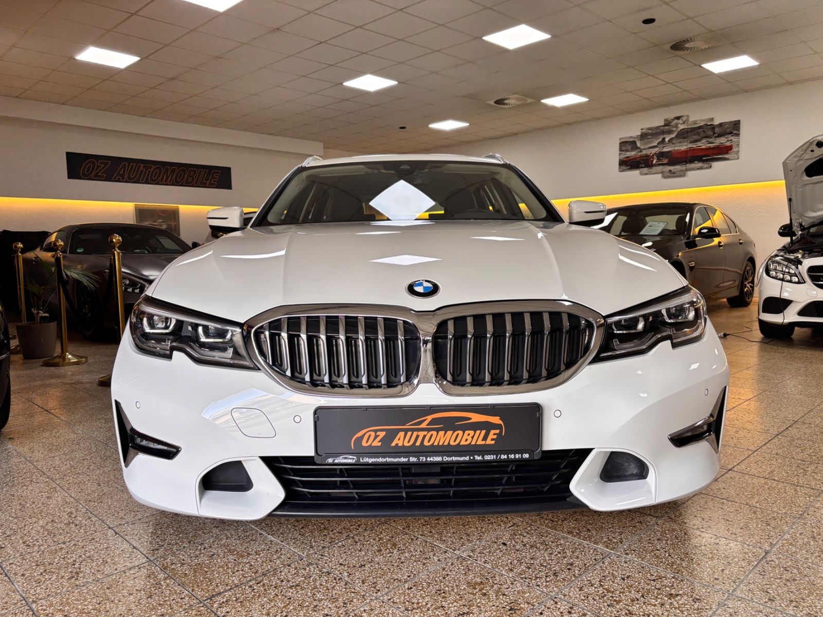 BMW Touring 320 d xDrive Luxury Line foto 3