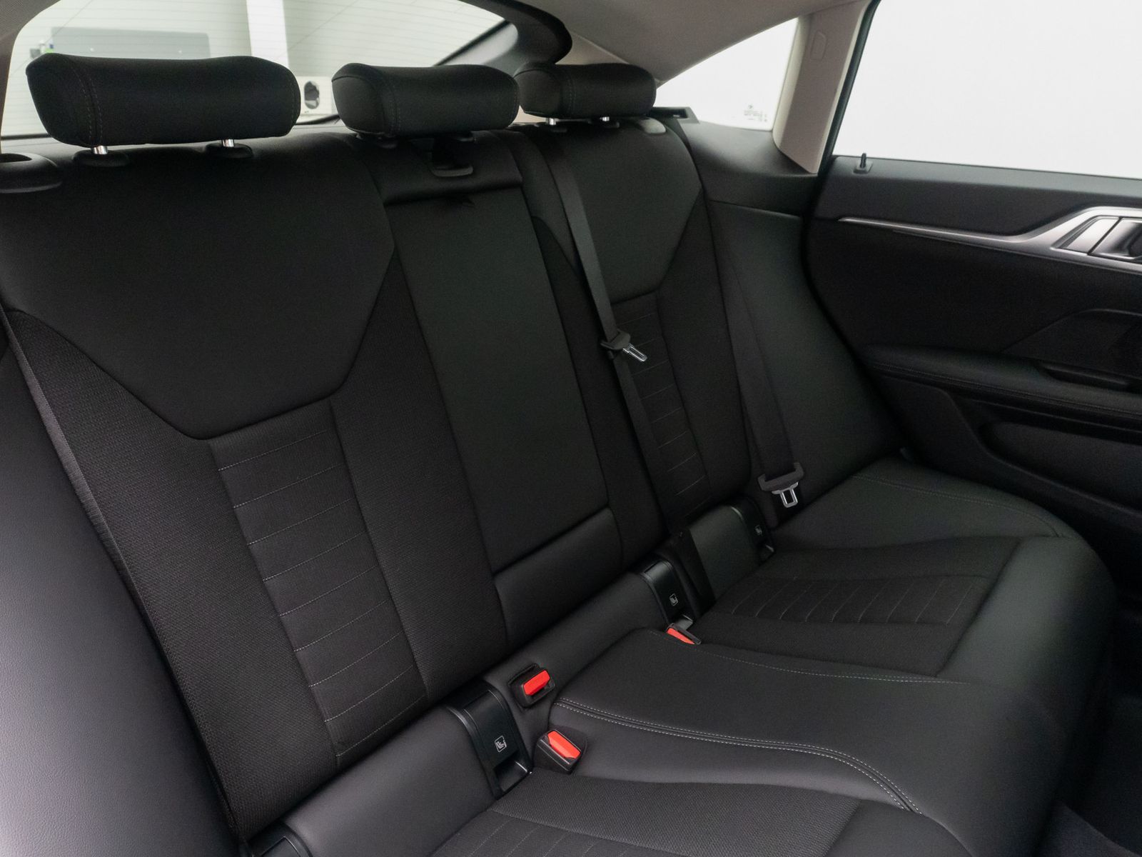 Fahrzeugabbildung BMW i4 eD35 GC Kamera DAB GeschwindigReg Widscreen