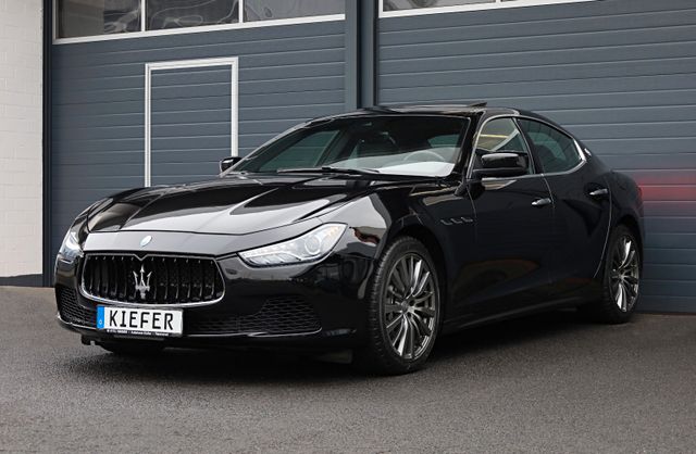 Maserati Ghibli 3.0 V6 S Q4/APPLE/SHZ/MEMORY/KAMERA/R19