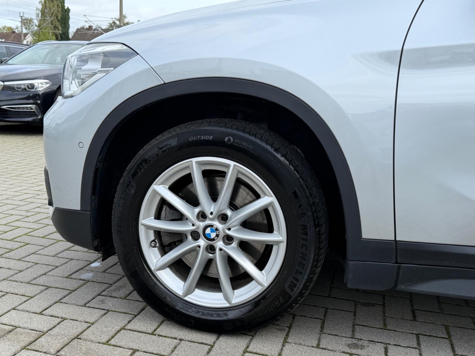 BMW X1 xDrive 20i Advantage LED*NAVI*MEMORY*STOP&GO