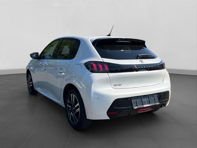Peugeot 208 Allure Pack 1.2 PureTech 100 Navi+Cam+PDC+Si