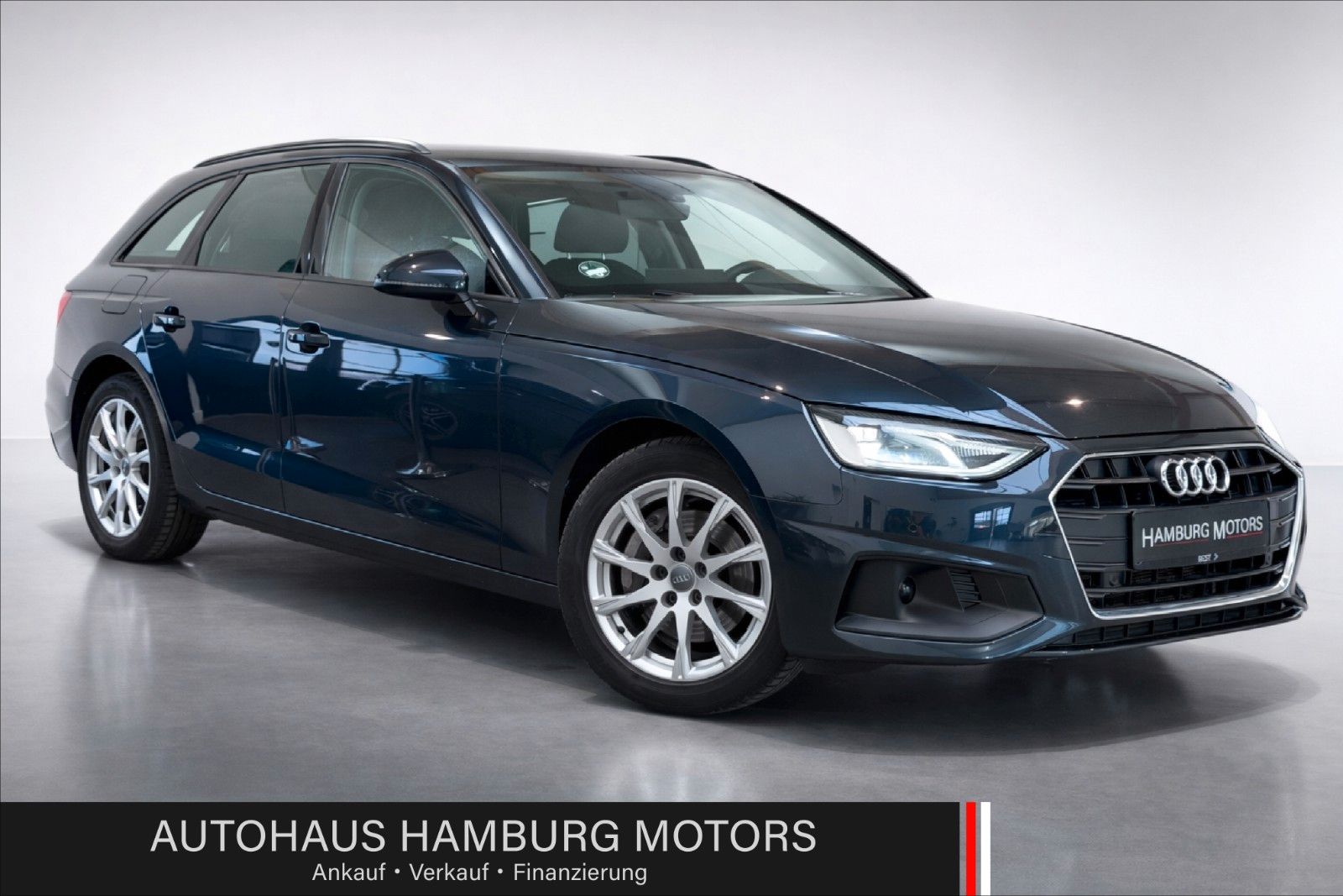 Audi A4 - 1