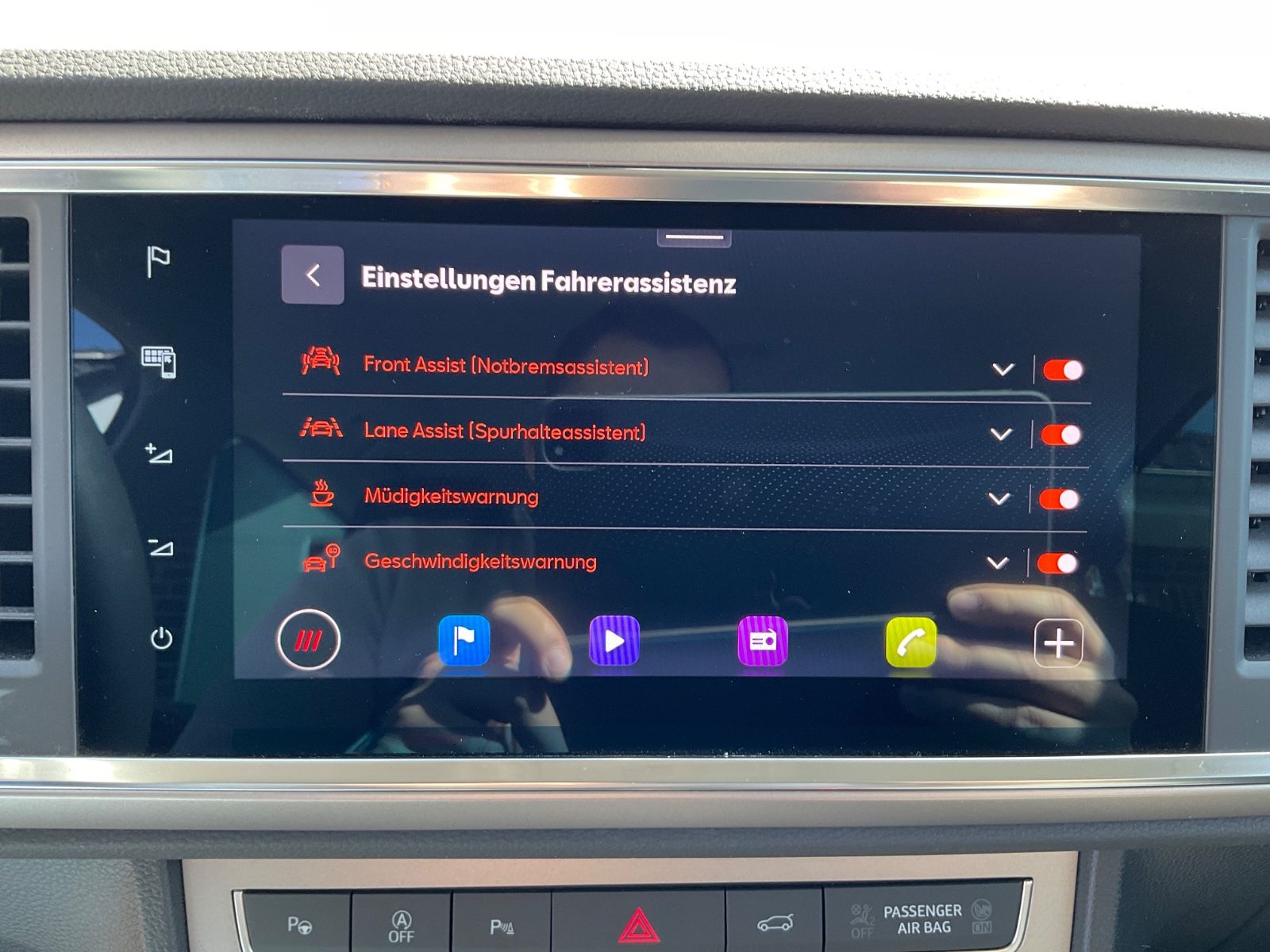 Fahrzeugabbildung SEAT Ateca 1.5 TSI Xperience DSG,Kamera,Navi,LED