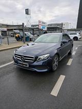 Mercedes-Benz E 300 Benzin - Mercedes-Benz E 300 in Frankfurt (Main)