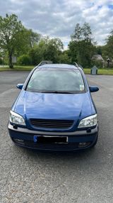 Opel Zafira 2.2 16V Elegance Elegance - Opel Zafira aus 2002