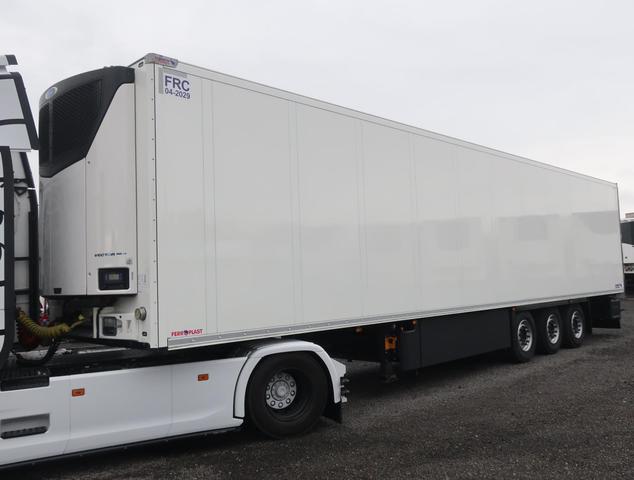 Schmitz Cargobull SKO 24 dublu nivel Carrier Vector HE19 axă liftantă