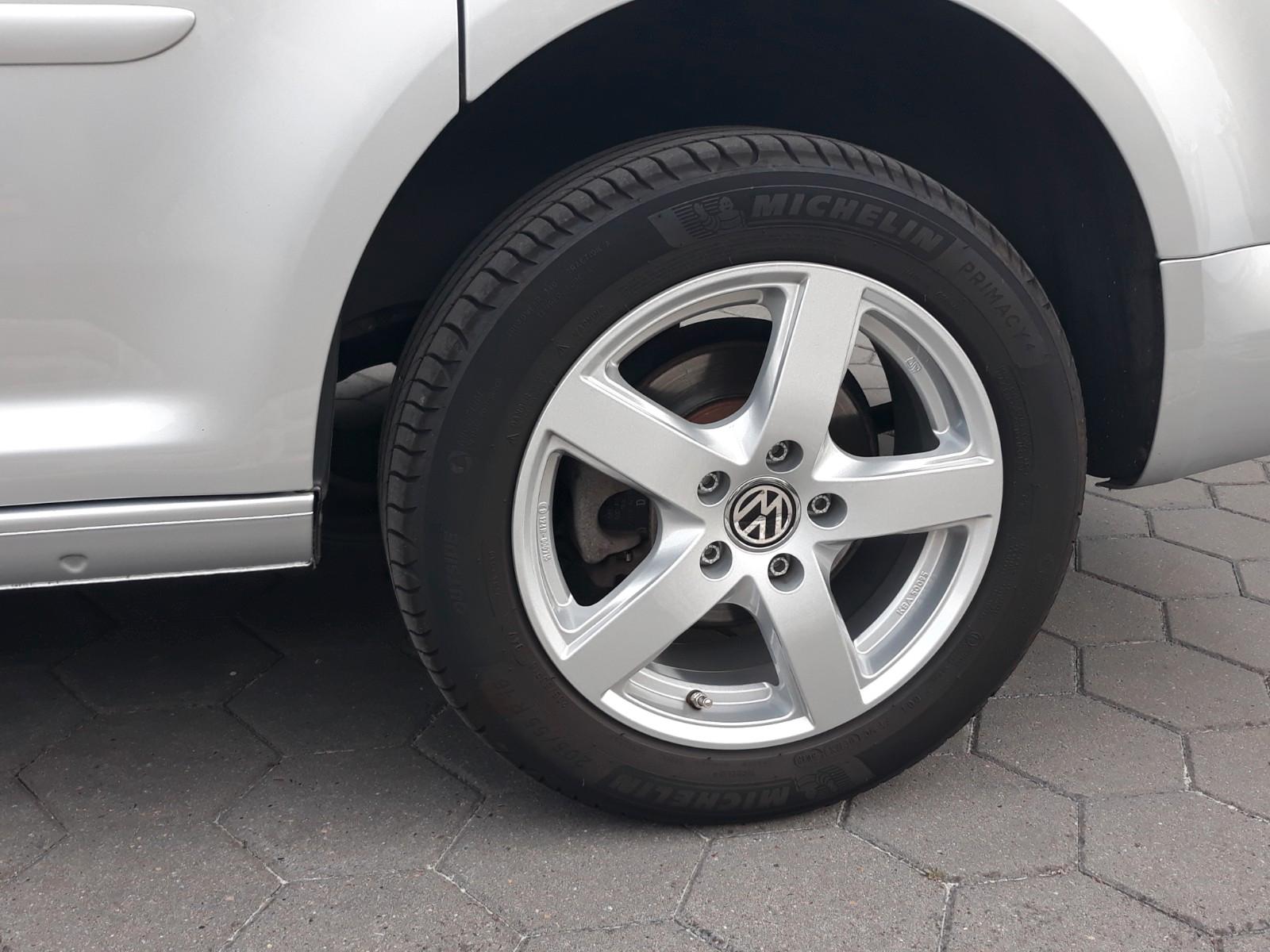 Volkswagen Caddy 2,0TDI BMT DSG NAVI PARK Euro 6 Garantie