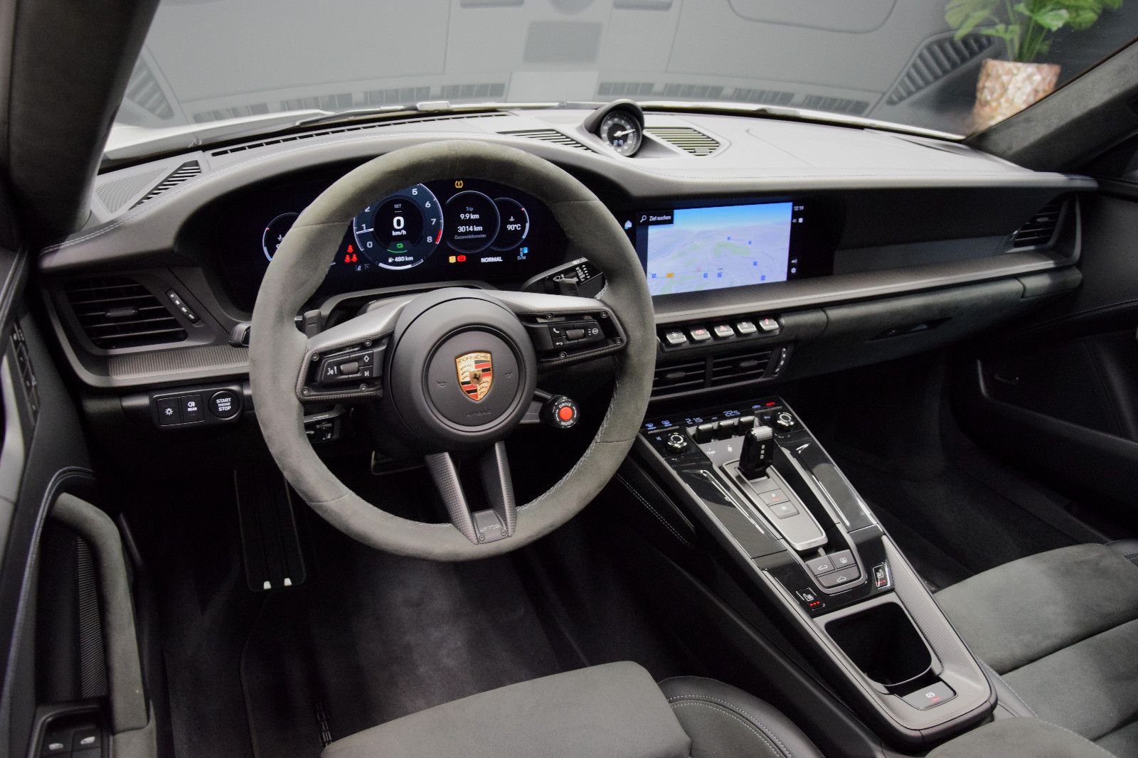 Fahrzeugabbildung Porsche 911 / 992.2 Carrera GTS T-Hybrid Lift Pano PDLS+