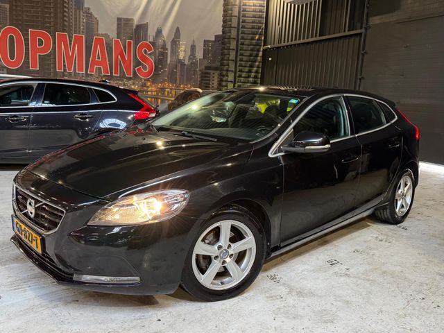 Volvo V40 2.0 D2 2015 120PS/EURO6/Leder/Full