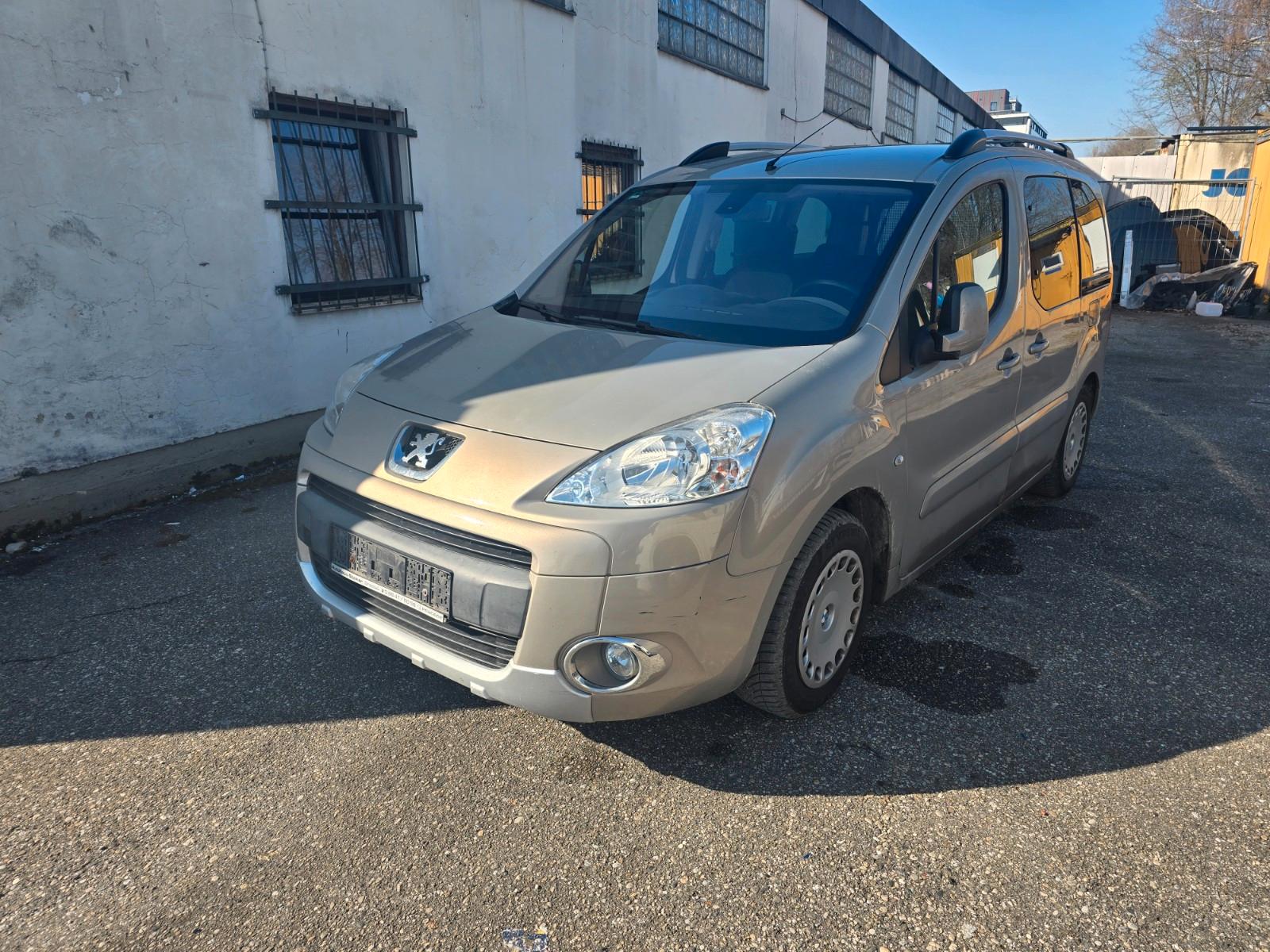 Peugeot Partner Tepee Premium Mod 2011