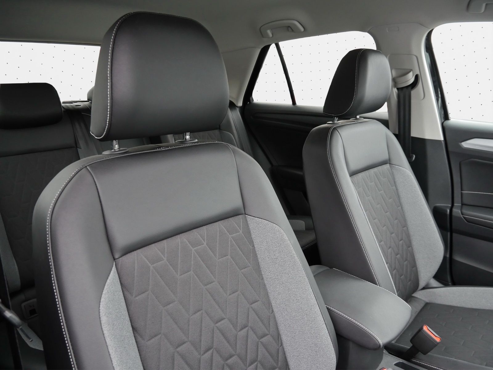 Volkswagen T-Roc - Bild 10