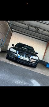 BMW Touring E91  325 i  N52 6 Zylinder - BMW 325 aus 2007: Kombi, 325i