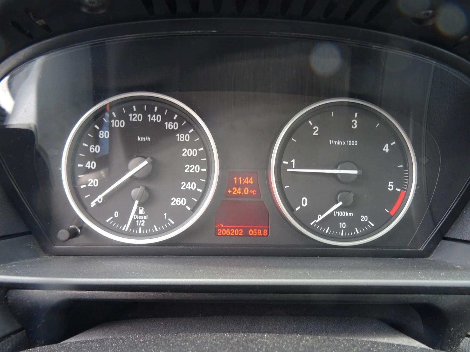 BMW 520 2009 — photo 5