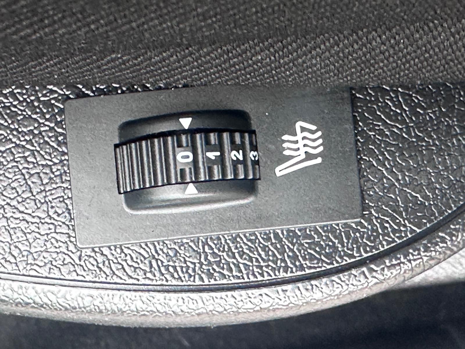 Peugeot 207 2008 — photo 23