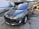 Peugeot 308 SW Platinum 150 THP*2:HD*S.Heft*Tüv Neu - Peugeot 308 Platinum mit Benzin-Antrieb