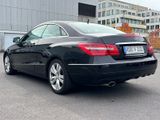 Mercedes-Benz Coupé E 250 CDI BlueEFFICIENCY AVANTG. AVANT... - Mercedes-Benz E 250 in Wiesbaden