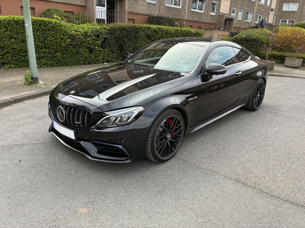 Mercedes-Benz C 63 AMG