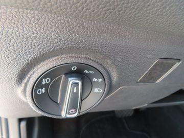 Fotografie des Seat Arona FR Beats Fast Lane 1.0 81kw DSG AHK Navi