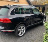 Volkswagen Touareg 3.0 V6 TDI SCR Tiptronic BMT BlueMot... - gebrauchte VW Touareg aus dem Jahr 2015