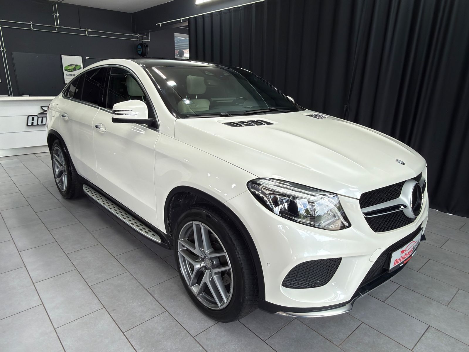 Fahrzeugabbildung Mercedes-Benz GLE 350 d Coupe 4Matic|TV|PANO|AMG-LINE|VOLL|22"