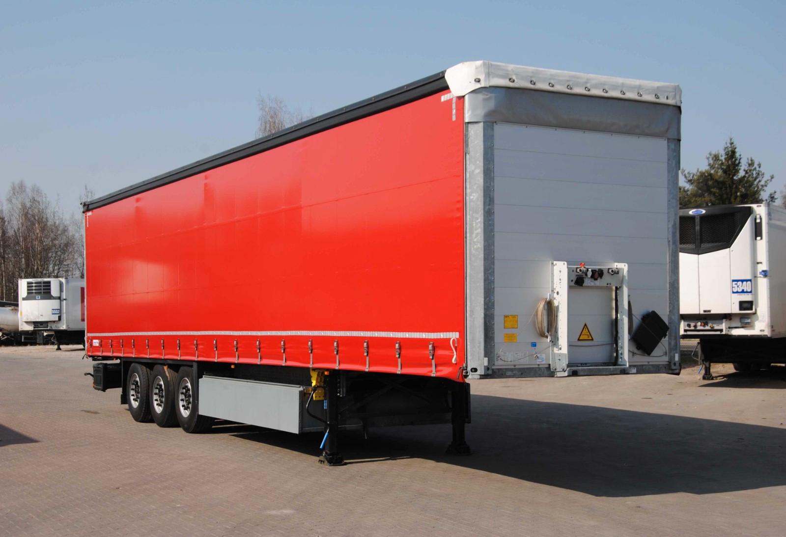 Schmitz Cargobull New tarpaulin, lifting axle