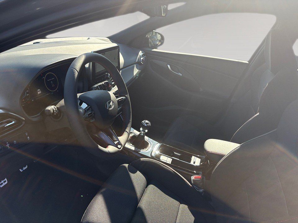 Fahrzeugabbildung Hyundai i30 1.5T 140PS 48V N LINE