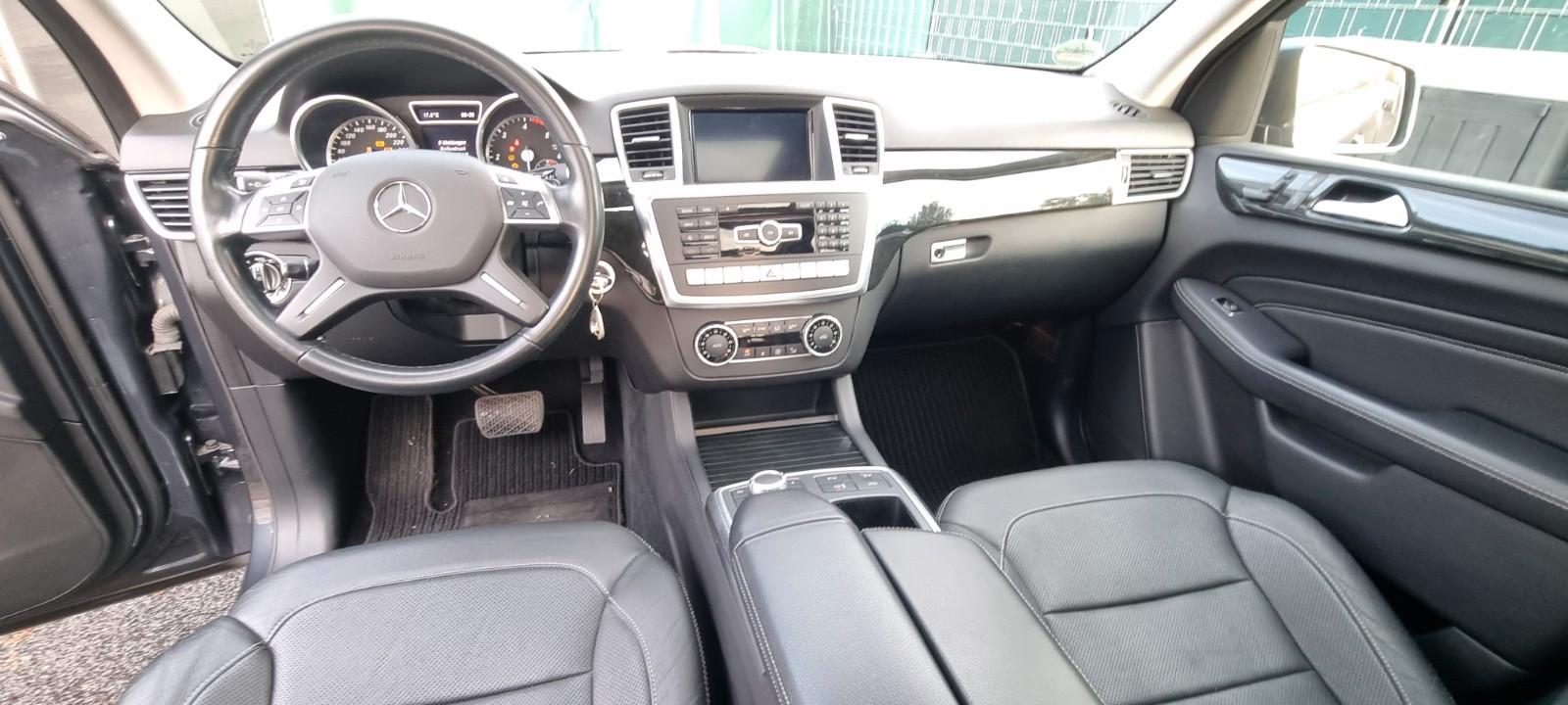 Mercedes-Benz ML 350 Blue Tec AMG ,Sitzbelüftung,Pano