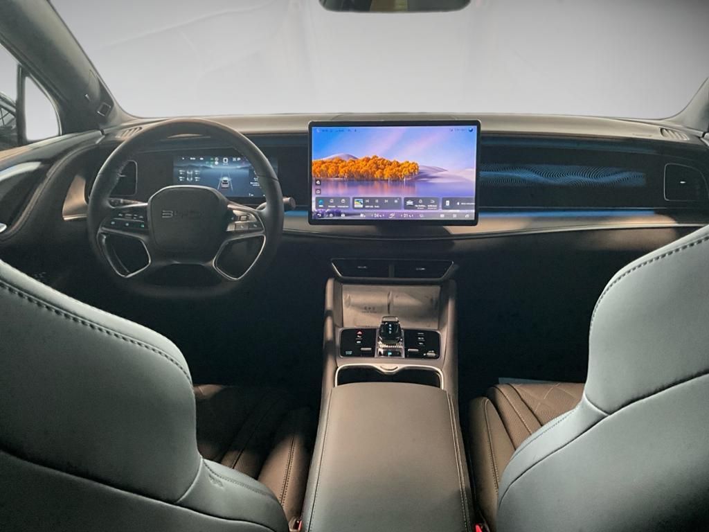 BYD SEALION 7