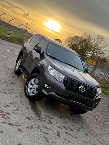 Toyota Land Cruiser 2.8 D-4D Comfort Automatik 