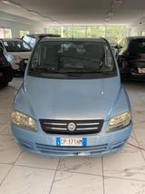Fiat Multipla 1.9 JTD Dynamic - blaue Fiat Multipla