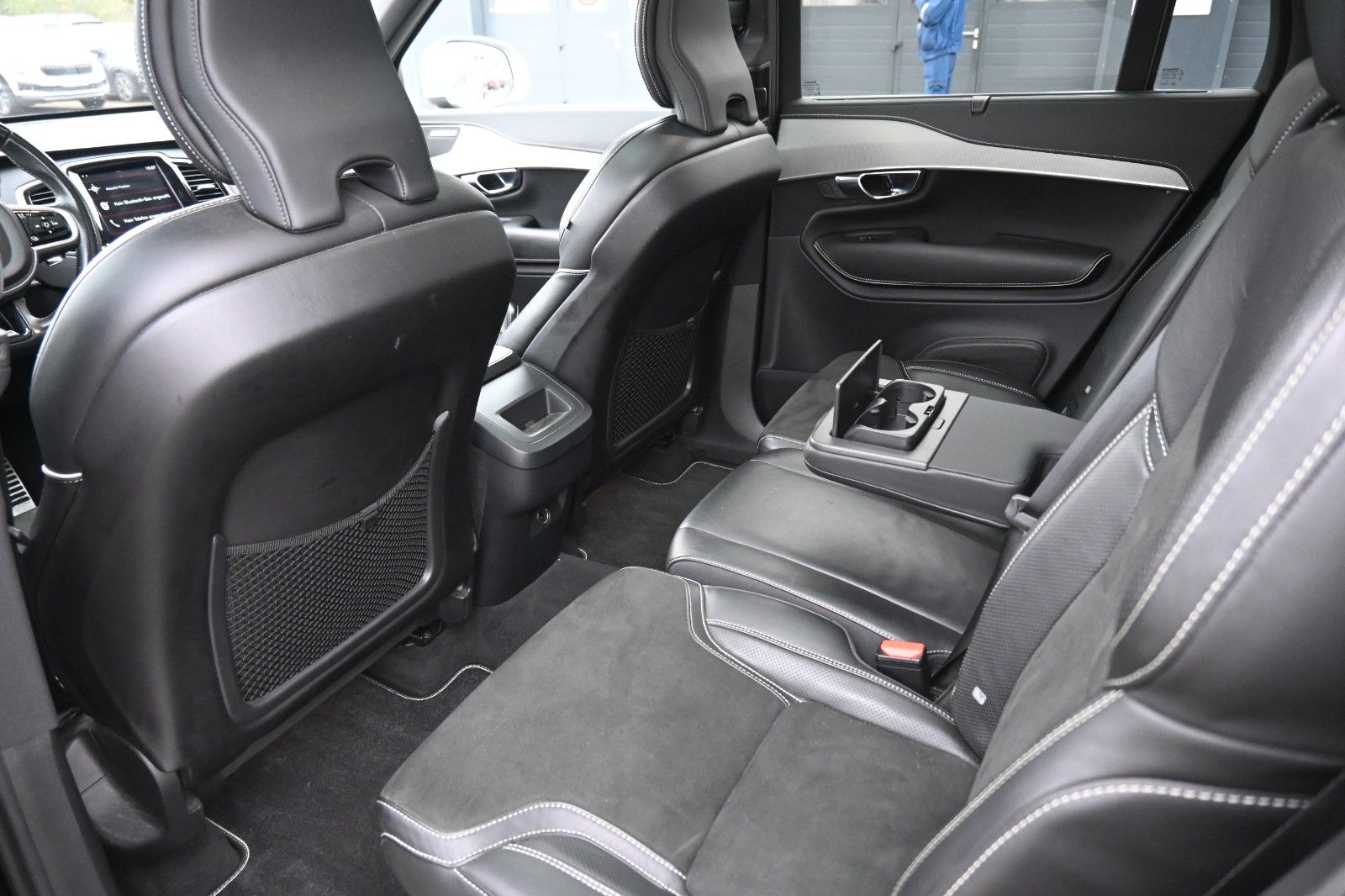 Fahrzeugabbildung Volvo XC90 D5 AWD*R Design*LUFT*PANO*7Si*LED