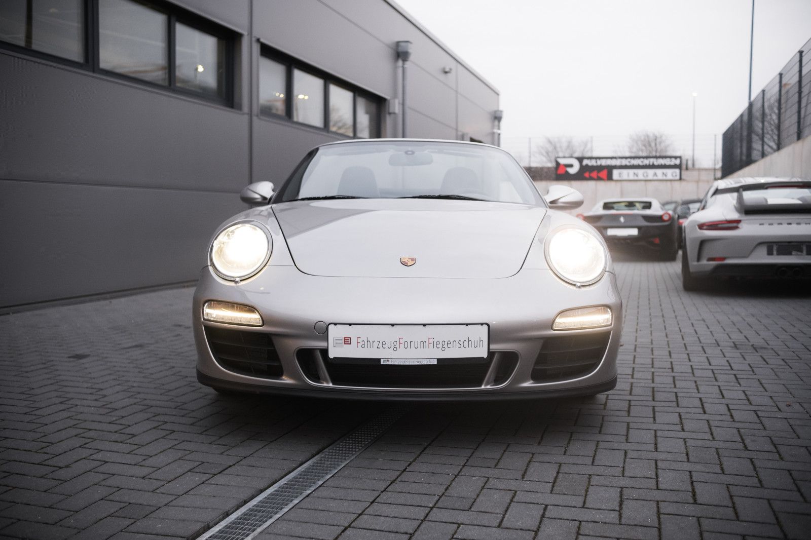 Fahrzeugabbildung Porsche 911/997 GTS-Approved-Sitzheizung-Sport-Chrono