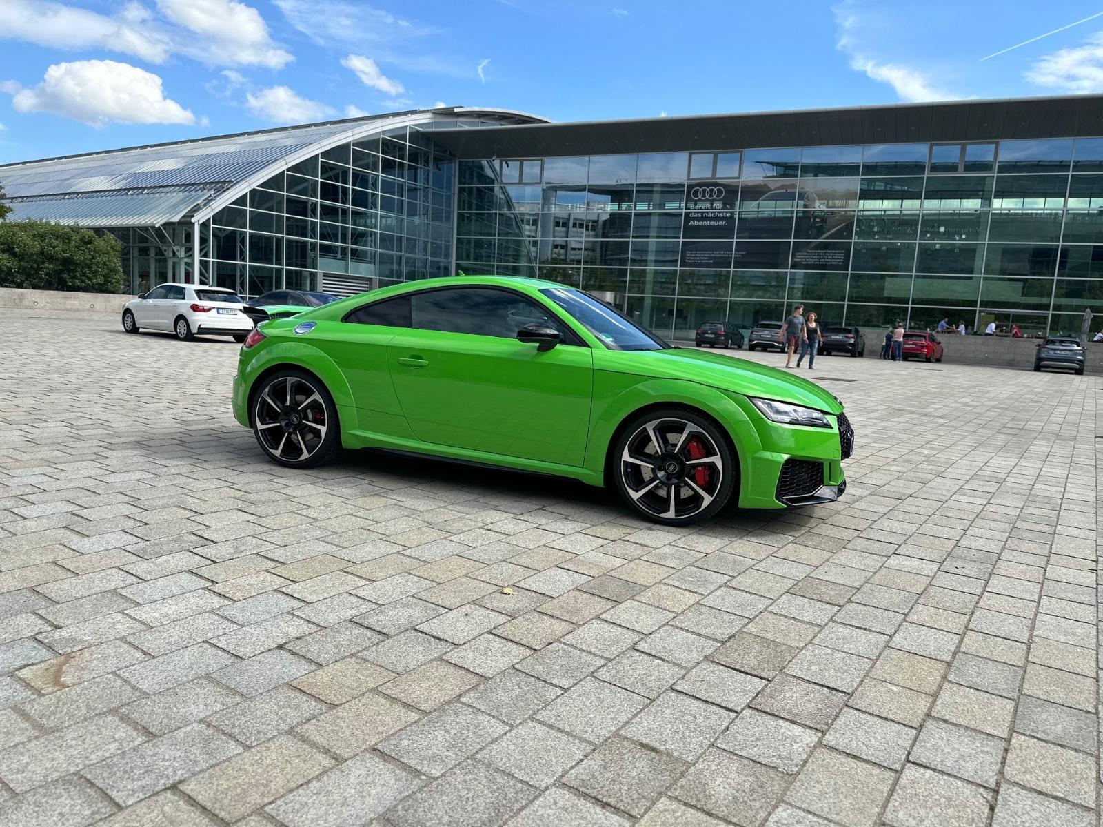 Audi TT RS 2.5 TFSI S tronic quattro Coupe -