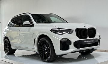 Fahrzeugabbildung BMW X5 xd40i SAG M Sport Kamera Panorama LED HiFi 22