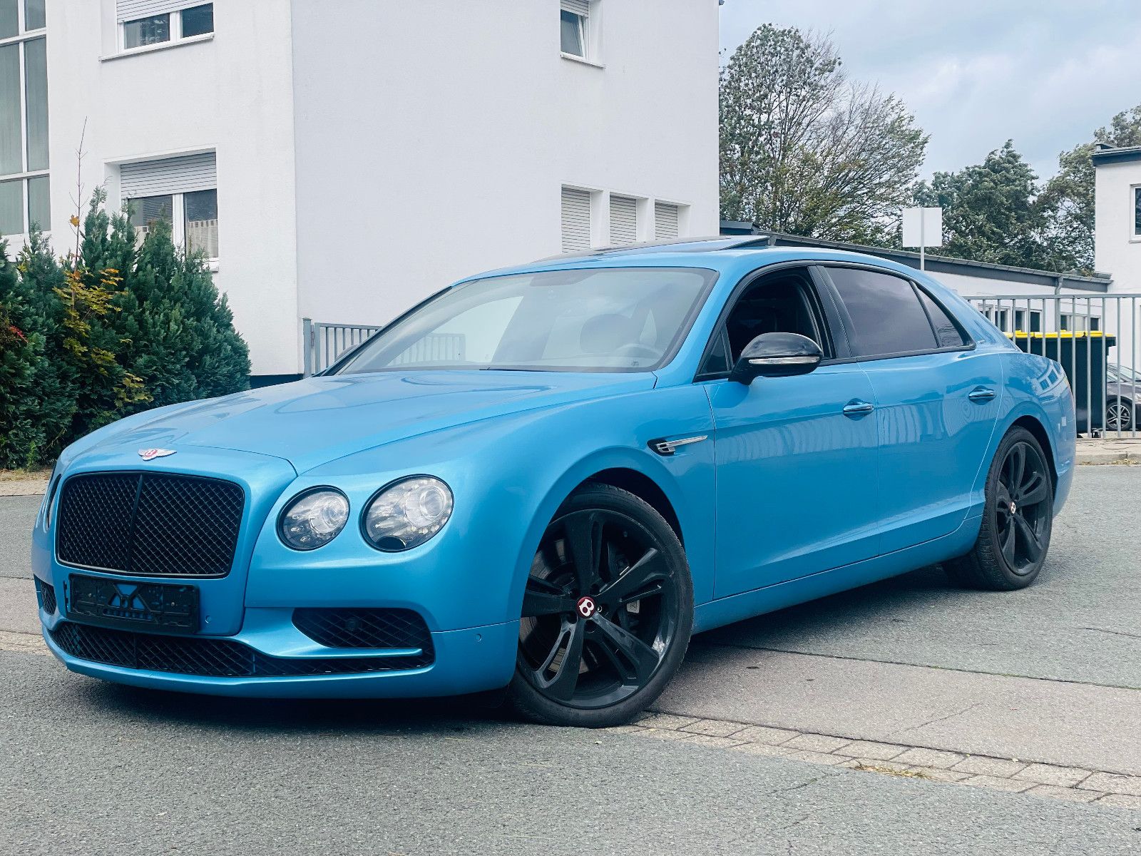 BENTLEY Flying Spur