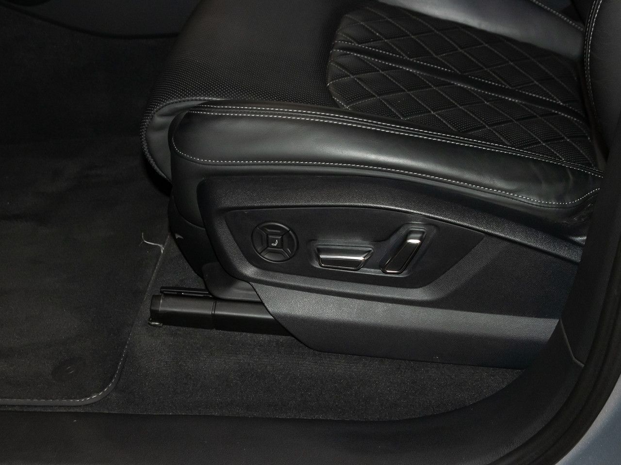 Audi SQ7 - Bild 19
