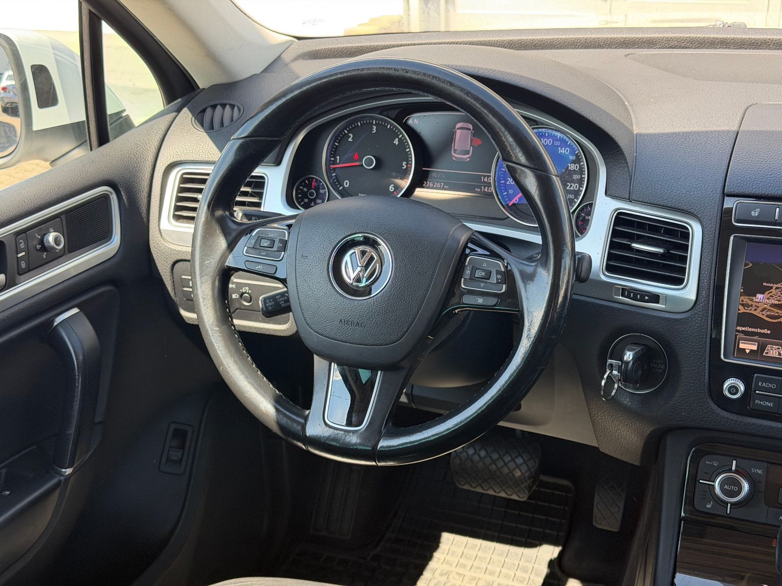 Fahrzeugabbildung Volkswagen Touareg V6 TDI BMT/Terrain Tech 4Mot/NAVI/LEDER