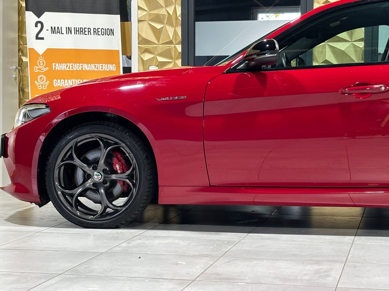 Fahrzeugabbildung Alfa Romeo Giulia Veloce Q4/ACC/MEMORY/KAMERA/NAVI/SOUND/