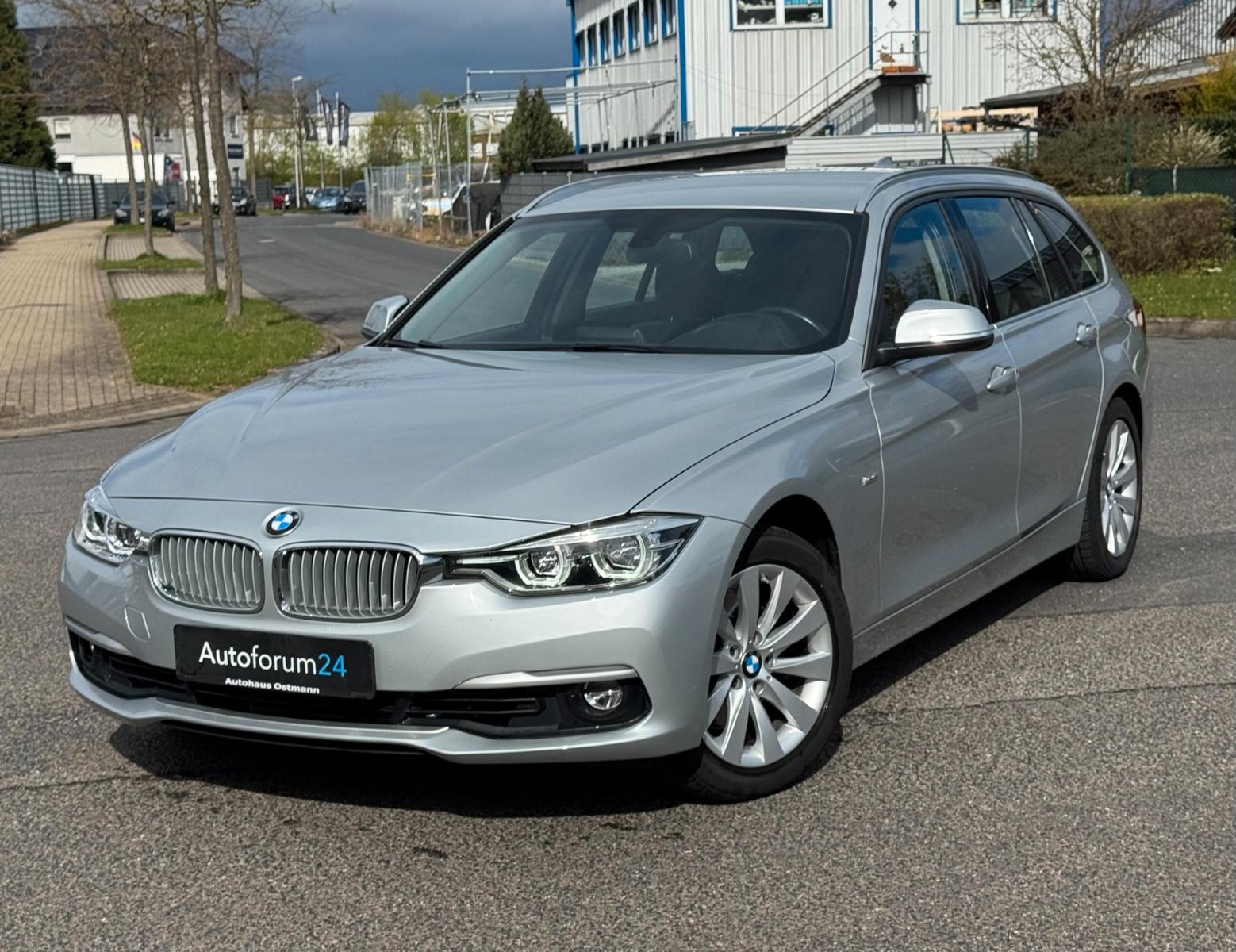 BMW Touring 330 i Luxury Line Purity*Autom.*Navi*LED