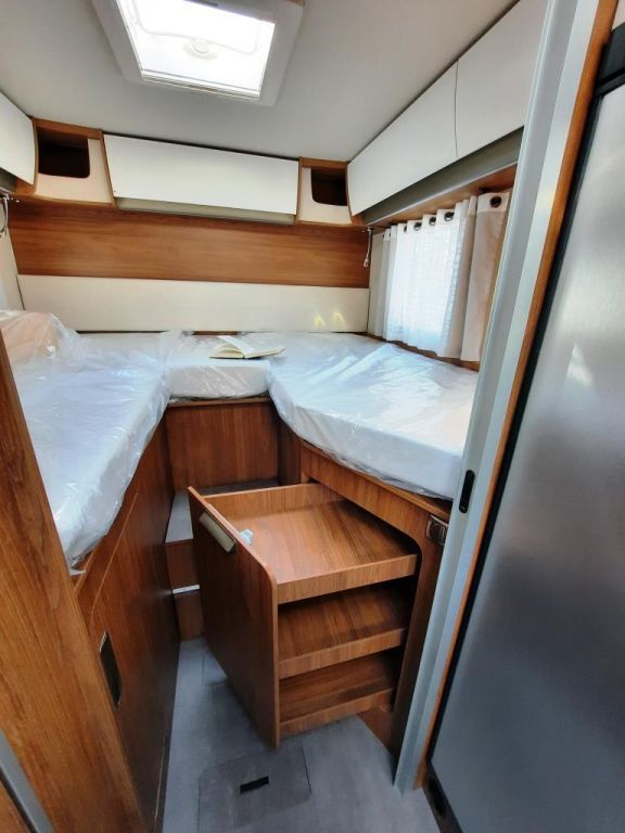 Fahrzeugabbildung Laika Ecovip L 3019 Titanio Verfüg./Sparen Sie 4.174,-