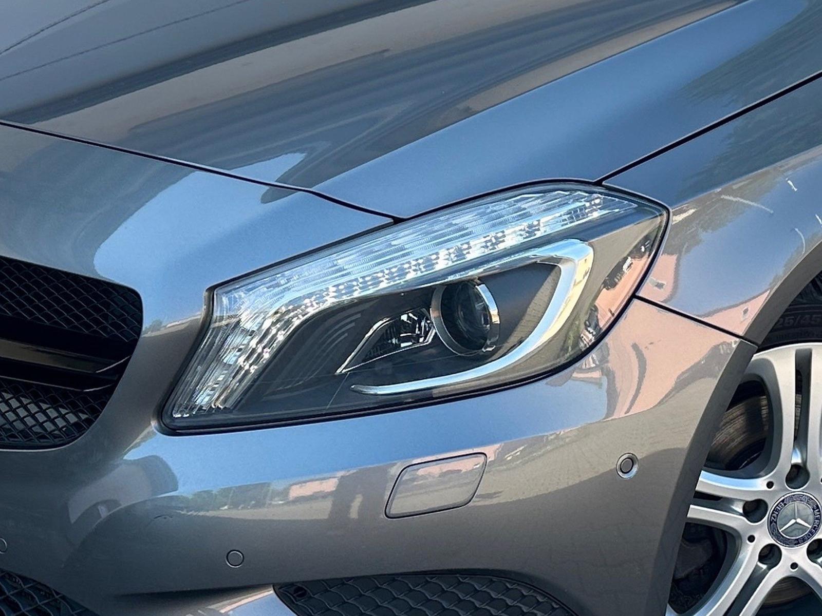 Mercedes-Benz A 180 Xenon*Navi*Sitzhzg*Kamera*Tempomat*AHK*