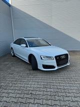 Audi S8+ 4.0 TFSI quattro plus - Audi S8 mit Benzin-Antrieb: Standheizung