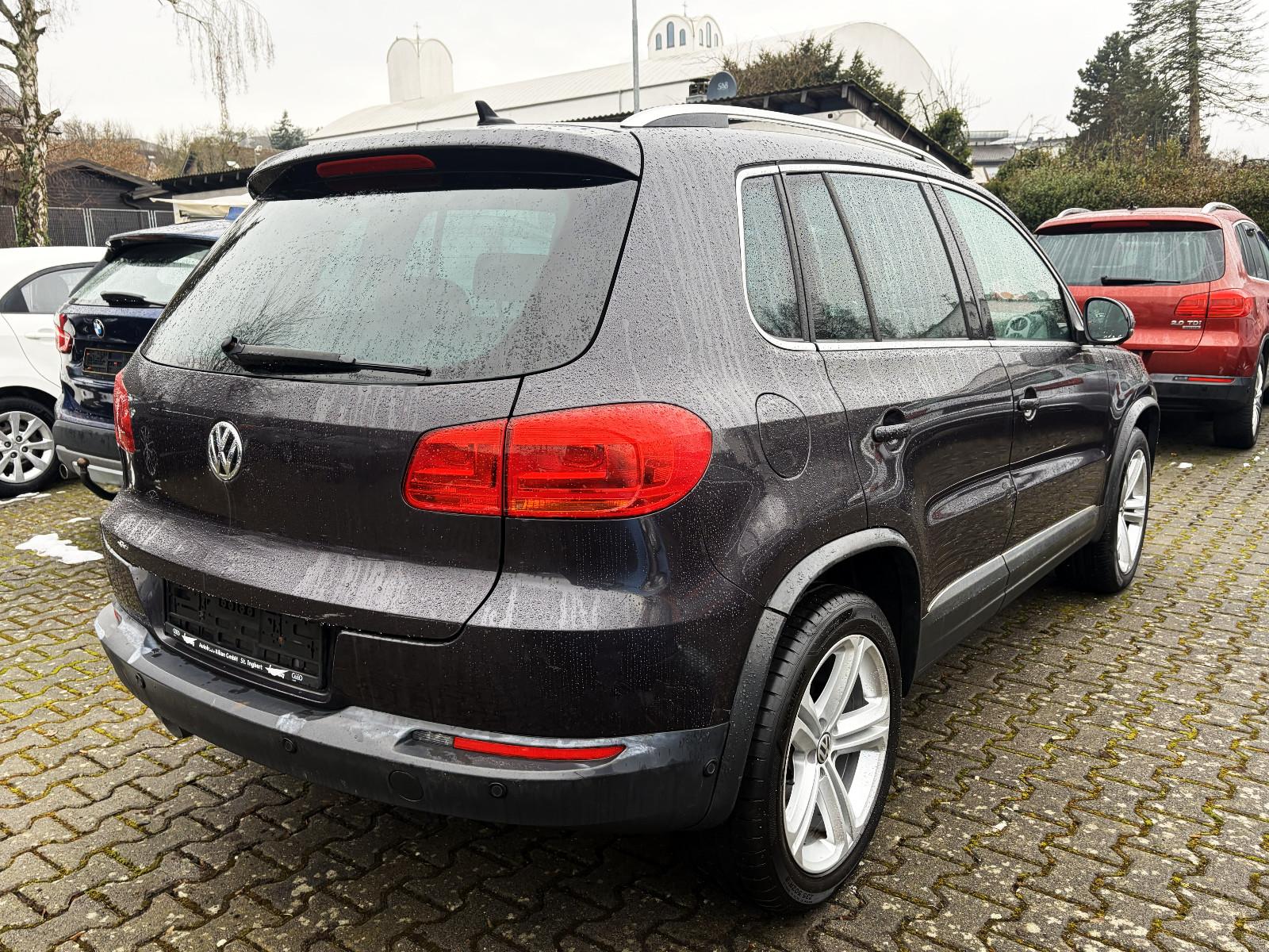 Volkswagen Tiguan Lounge Sport & Style BMT 4Motion