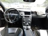 Volvo V60 Kombi Momentum - Volvo V60 Unfallwagen