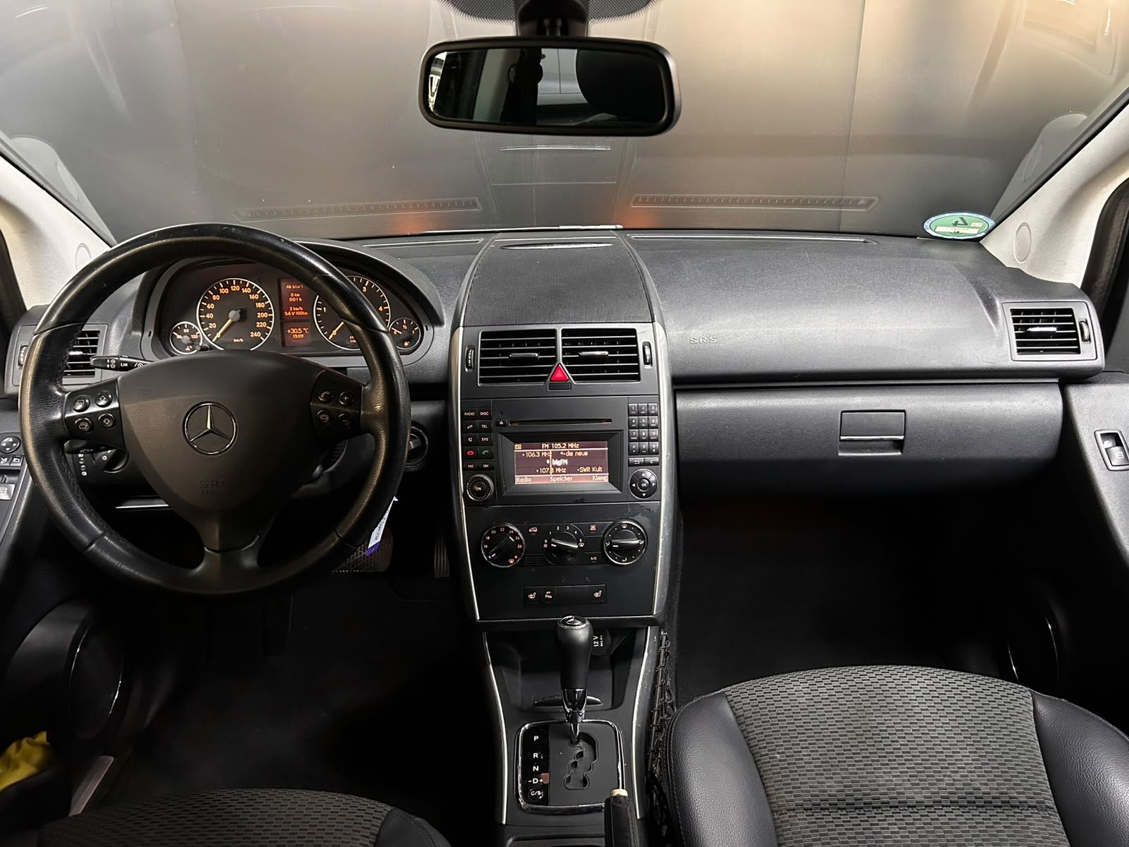 Fahrzeugabbildung Mercedes-Benz A 180 CDI Avantgarde LEDER+SHZ+PDC+TEMPO+KLIMA+